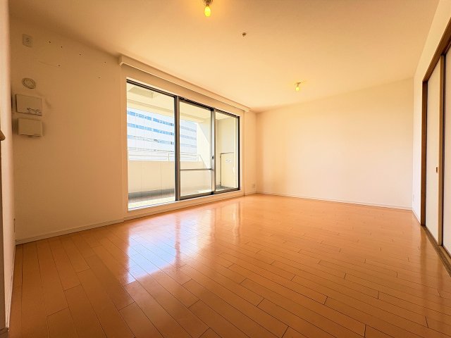 リビング  写真撮影日：2026-10-08