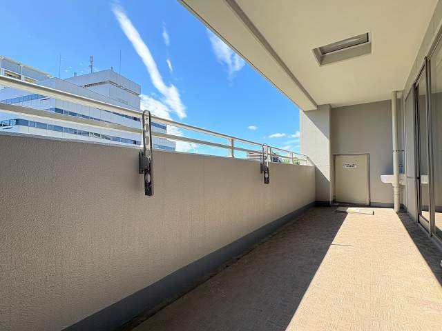 住戸からの眺望写真  写真撮影日：2026-10-08