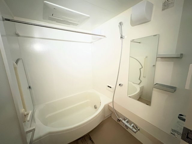 浴室  写真撮影日：2026-10-09