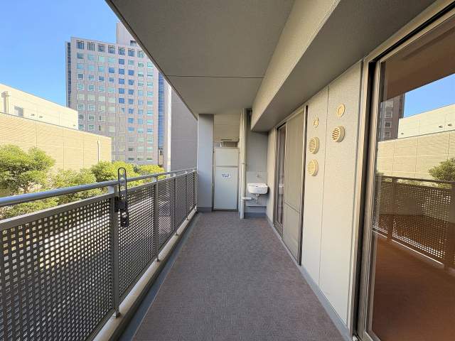 バルコニー  写真撮影日：2026-10-09