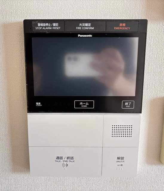 防犯設備 モニター付きインターホン  写真撮影日：2026-10-09