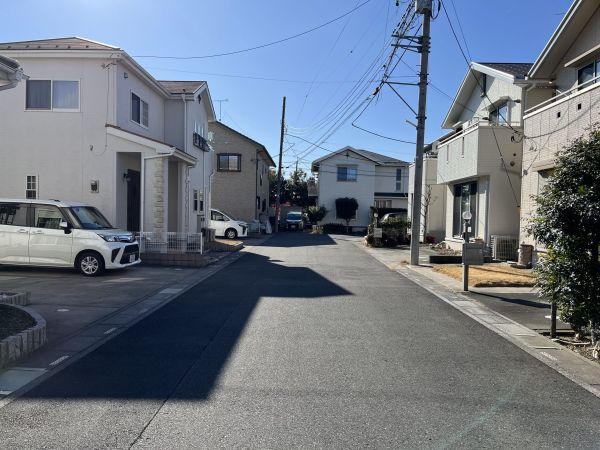 前面道路含む現地写真  写真撮影日：2025-01-26