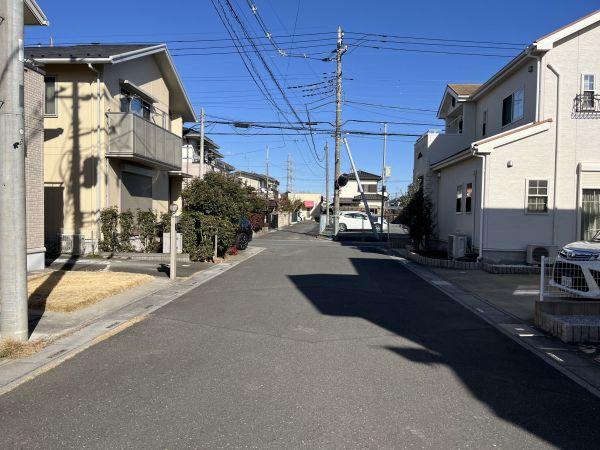 前面道路含む現地写真  写真撮影日：2025-01-26
