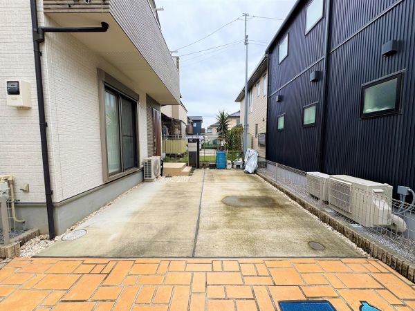 駐車場  写真撮影日：2024-11-07
