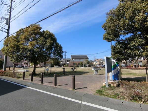 美南一丁目公園 150m 写真撮影日：2024-12-08 