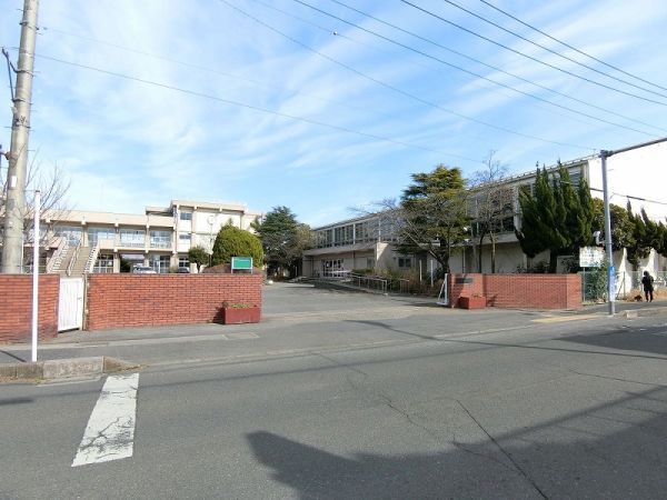 市立南中学校 1530m 写真撮影日：2024-12-08 
