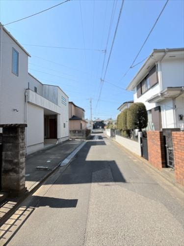 前面道路（２０２５年３月撮影）