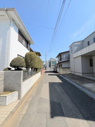 前面道路（２０２５年３月撮影）