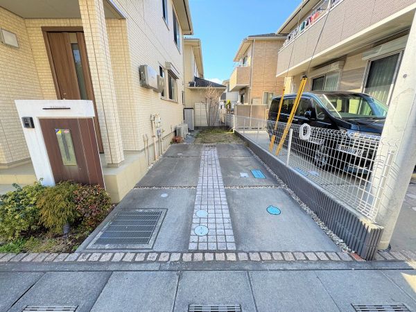駐車場  写真撮影日：2025-03-07