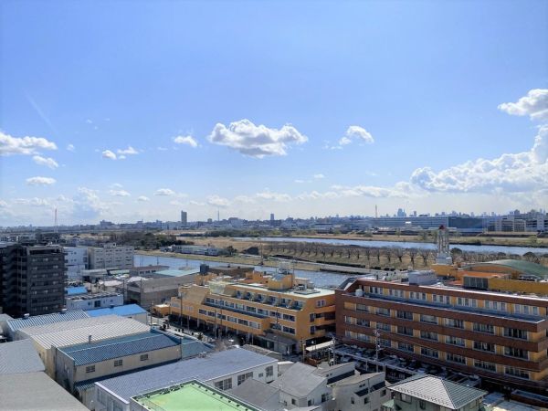 住戸からの眺望写真  写真撮影日：2025-03-17
