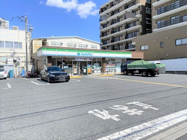 ファミリーマート戸田本町店 520m 写真撮影日：2025-03-17 