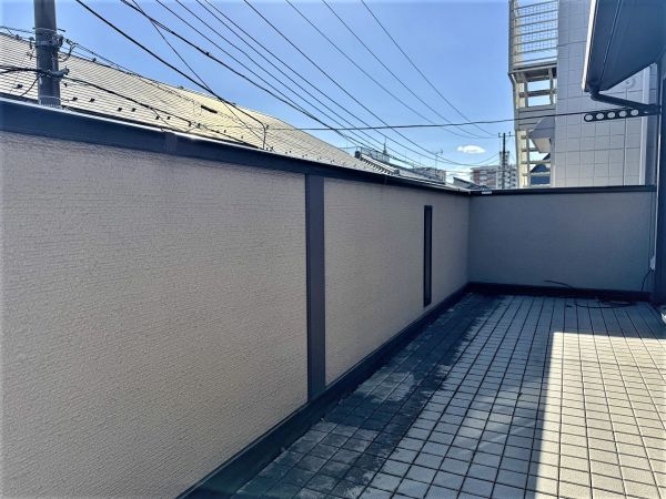 バルコニー  写真撮影日：2025-03-09