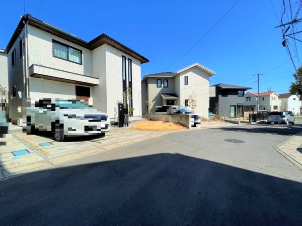前面道路含む現地写真  写真撮影日：2025-03-01