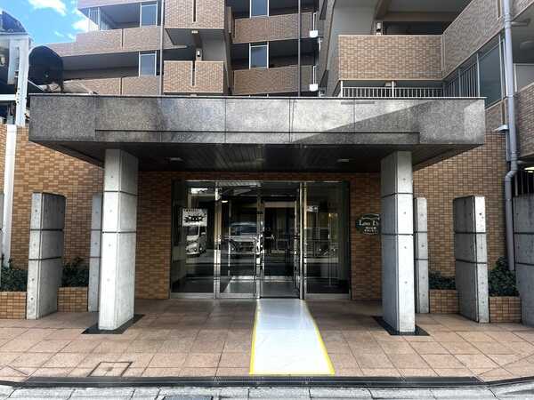 埼玉高速鉄道「川口元郷」駅から徒歩約9分