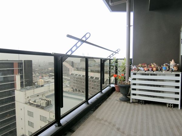 バルコニー  写真撮影日：2025-03-16