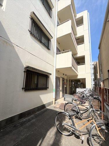 外観【現地写真２０２５年３月撮影】