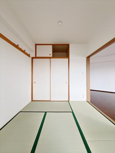 和室約５．７帖