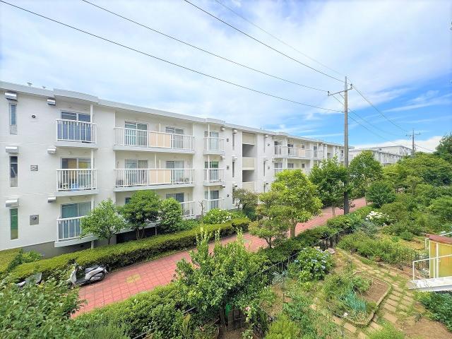 住戸からの眺望写真  写真撮影日：2025-07-03