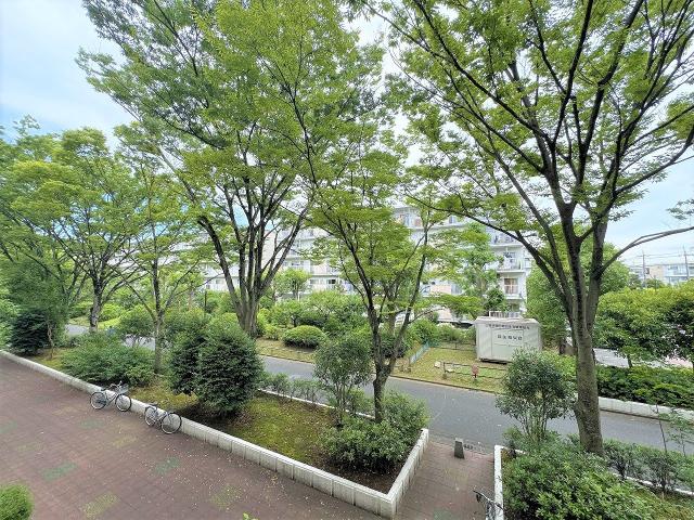 住戸からの眺望写真  写真撮影日：2025-07-03