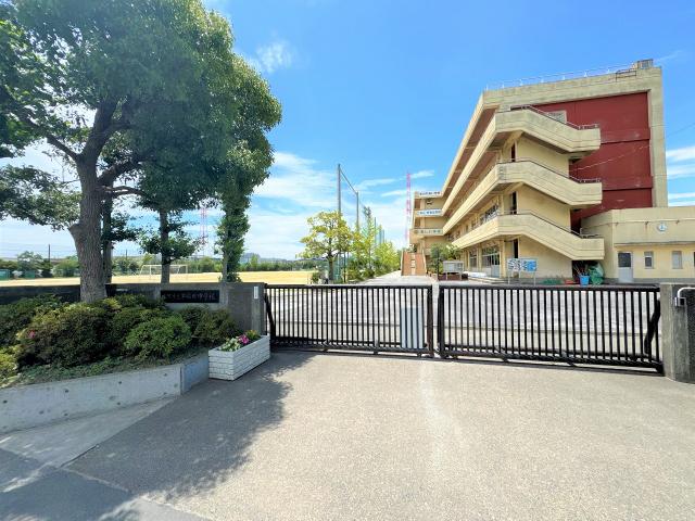 三郷市立早稲田中学校 1400m 写真撮影日：2025-07-03