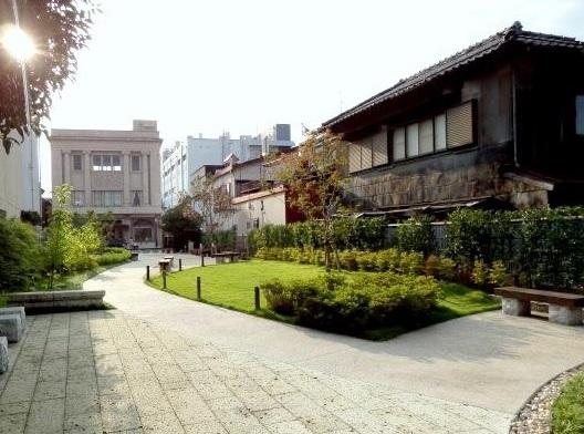 鍛冶町広場 150m 写真撮影日：2025-08-01