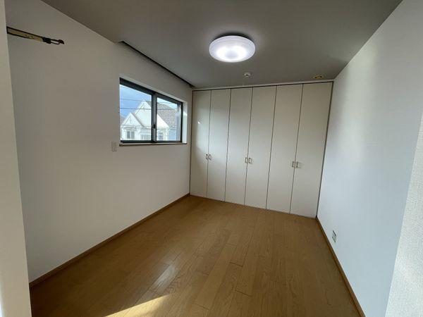 洋室約１１帖(北側)