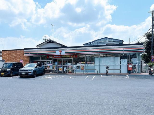 セブンイレブン鶴ヶ島川鶴店 360m 写真撮影日：2025-08-01