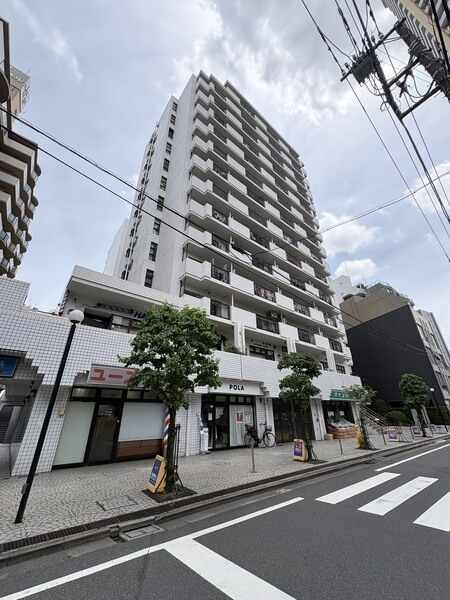JR京浜東北線「川口」駅まで徒歩6分。通勤・通学や休日のお出かけもスムーズなロケーションです。