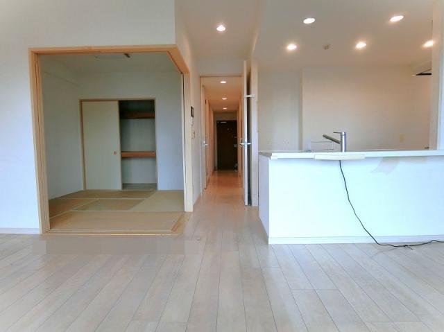リビング  写真撮影日：2025-09-14
