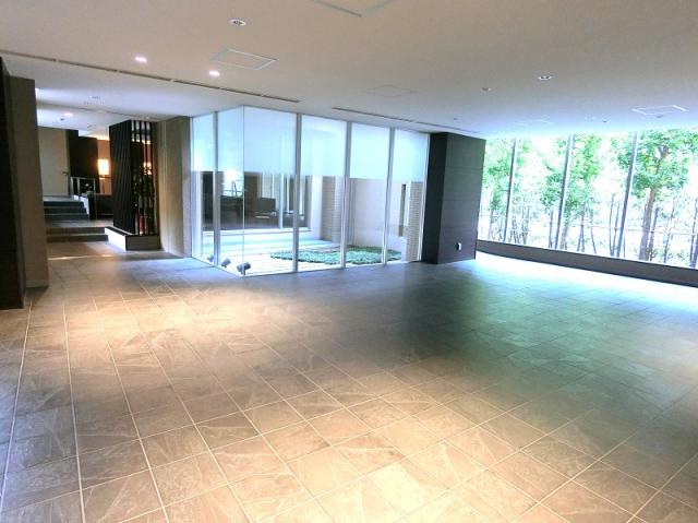 ロビー  写真撮影日：2025-09-14