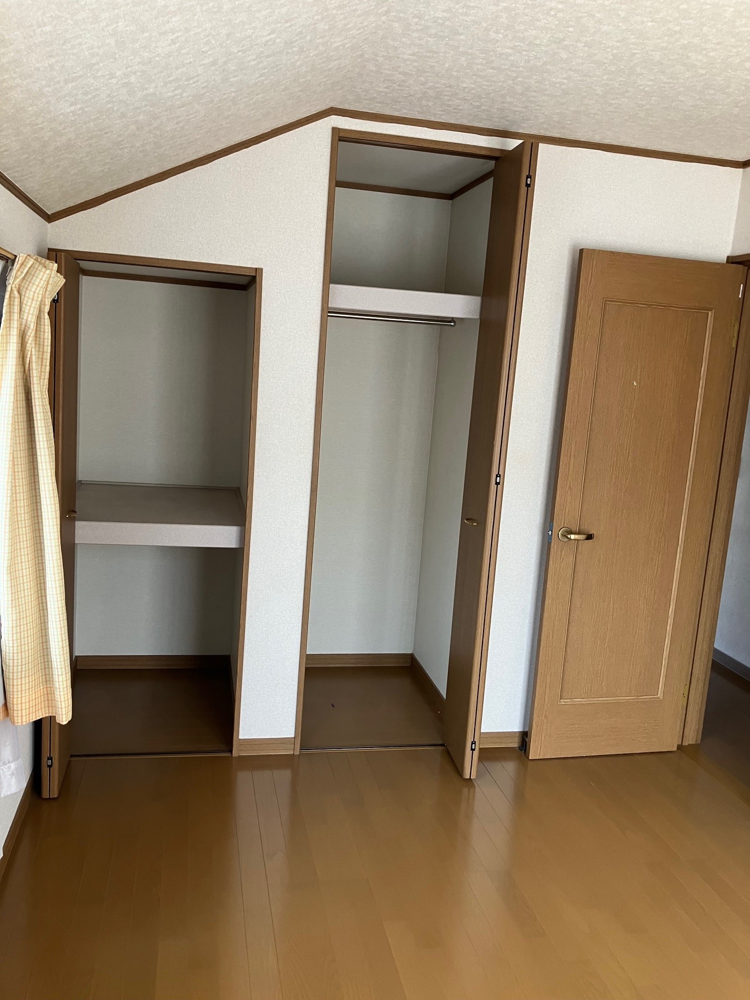 洋室収納
