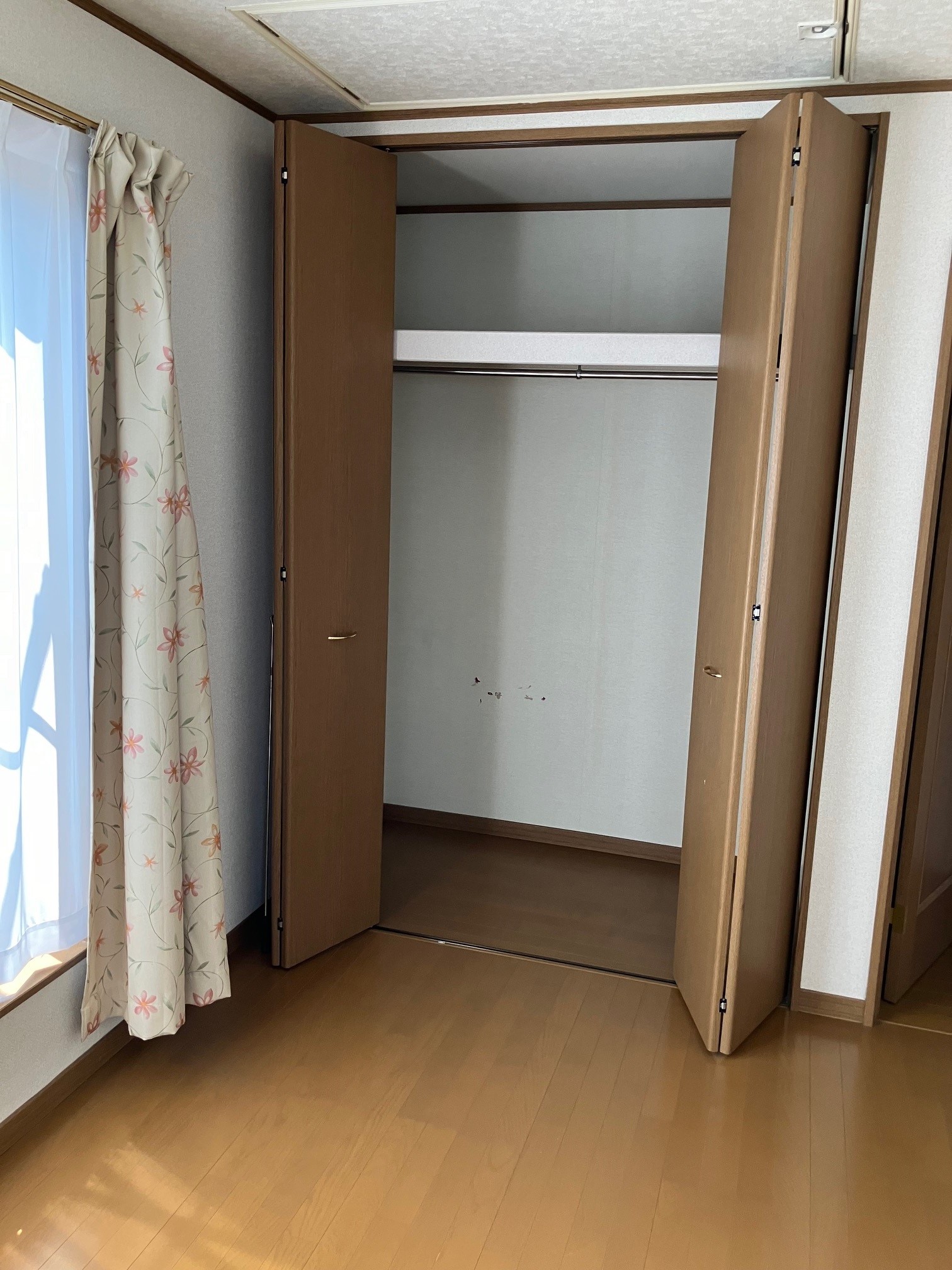 洋室収納