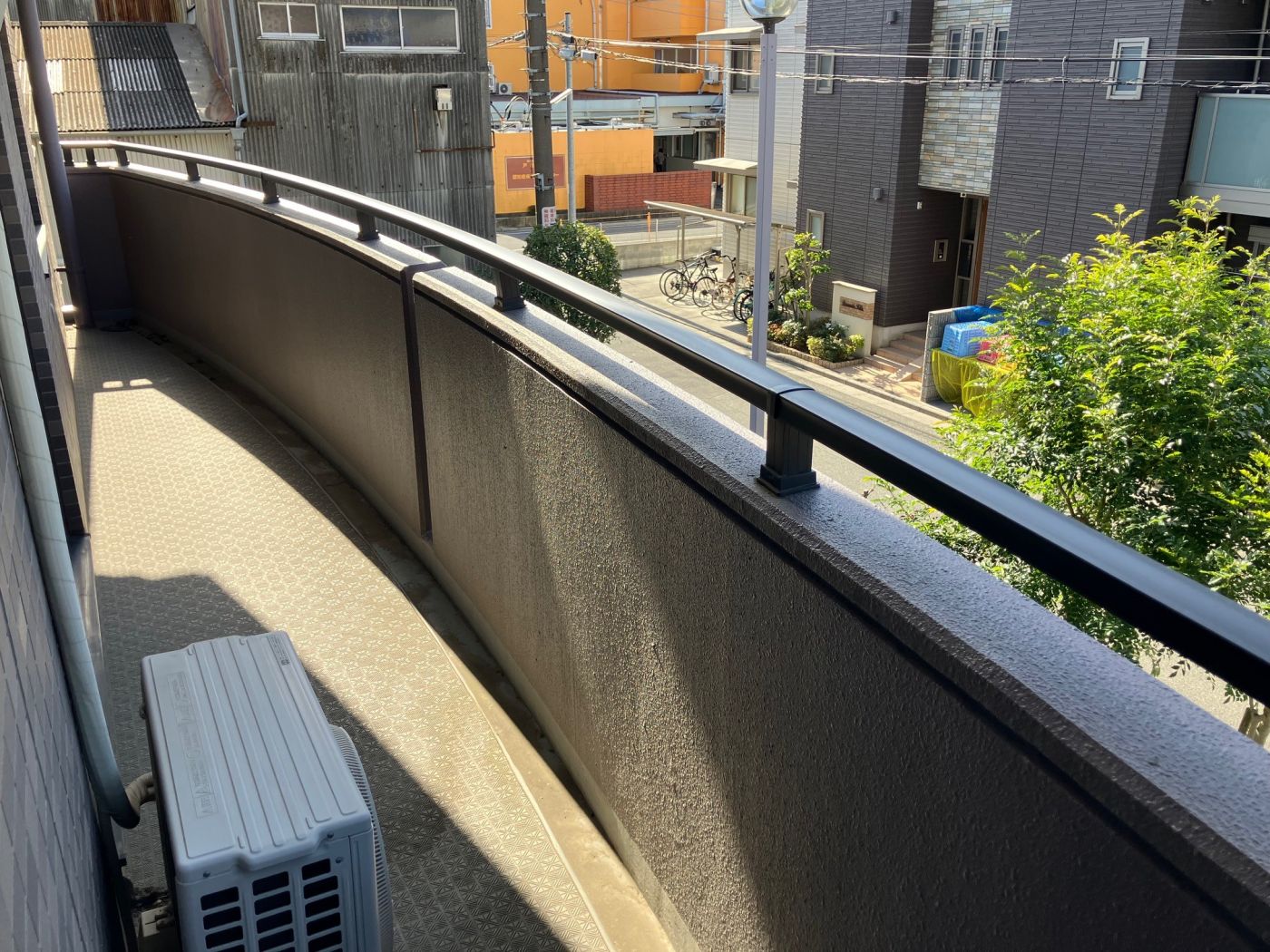 西側バルコニー 写真撮影日：12/24/25, 12:00 AM