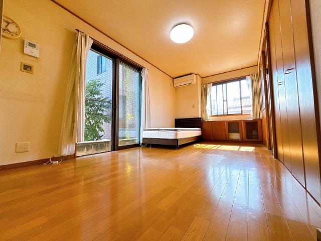リビング  写真撮影日：2025-10-17