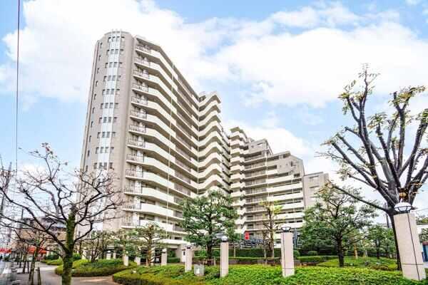 2004年10月築、総戸数130戸のマンション