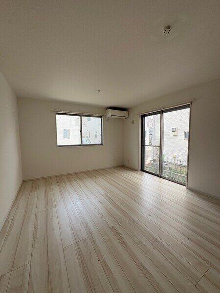 LDは南・東向きの明るい空間