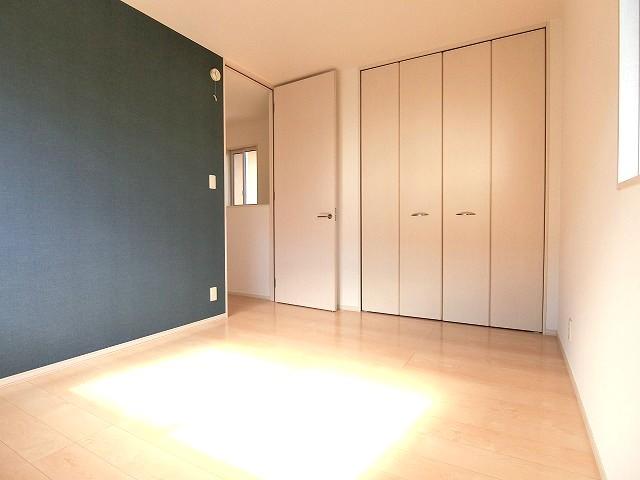 リビング以外の居室  写真撮影日：2025-11-03