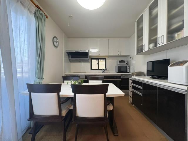 リビング  写真撮影日：2025-11-10