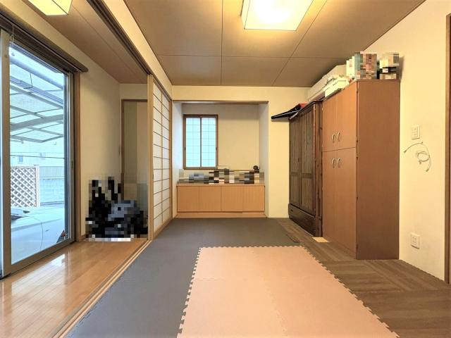 リビング以外の居室  写真撮影日：2025-11-09