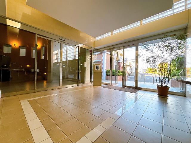 エントランス  写真撮影日：2025-11-16