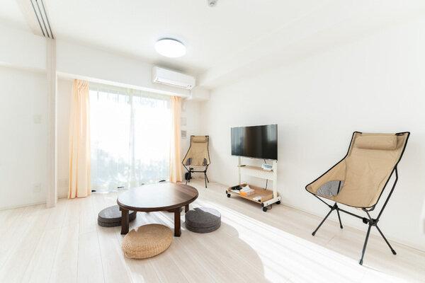 床暖房付きの約10.8帖のリビング