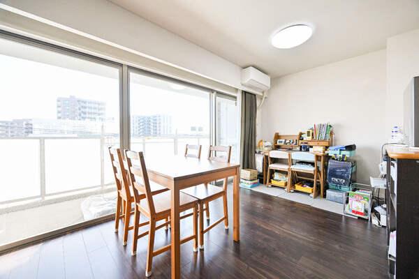 約14.1帖のリビングダイニング※家具調度品は販売対象に含みません。