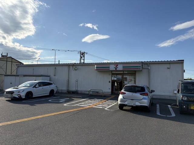 セブンイレブン白岡寺塚店 900m 写真撮影日：2025-11-30