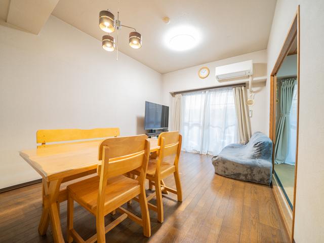 リビング  写真撮影日：2025-12-01