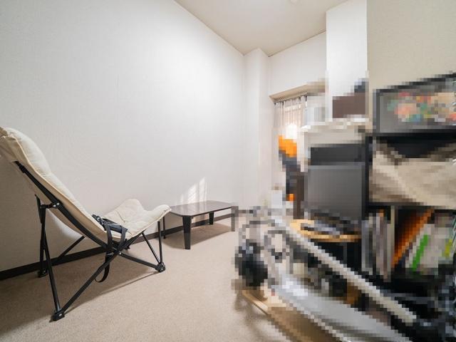 リビング以外の居室  写真撮影日：2025-12-01