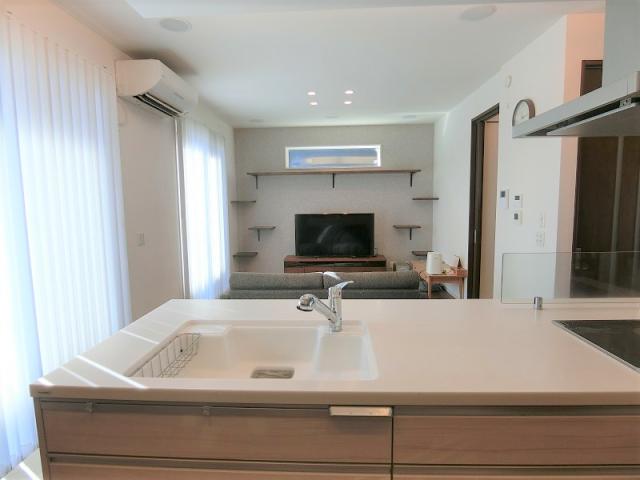 リビング  写真撮影日：2025-12-07