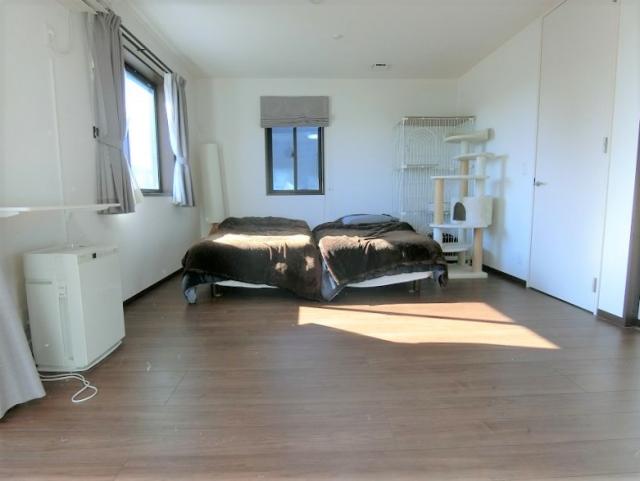 リビング以外の居室  写真撮影日：2025-12-07