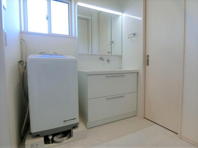 洗面台・洗面所  写真撮影日：2025-12-07