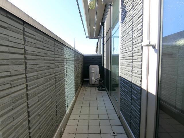 バルコニー  写真撮影日：2025-12-07