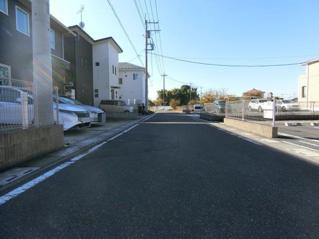 前面道路含む現地写真  写真撮影日：2025-12-07